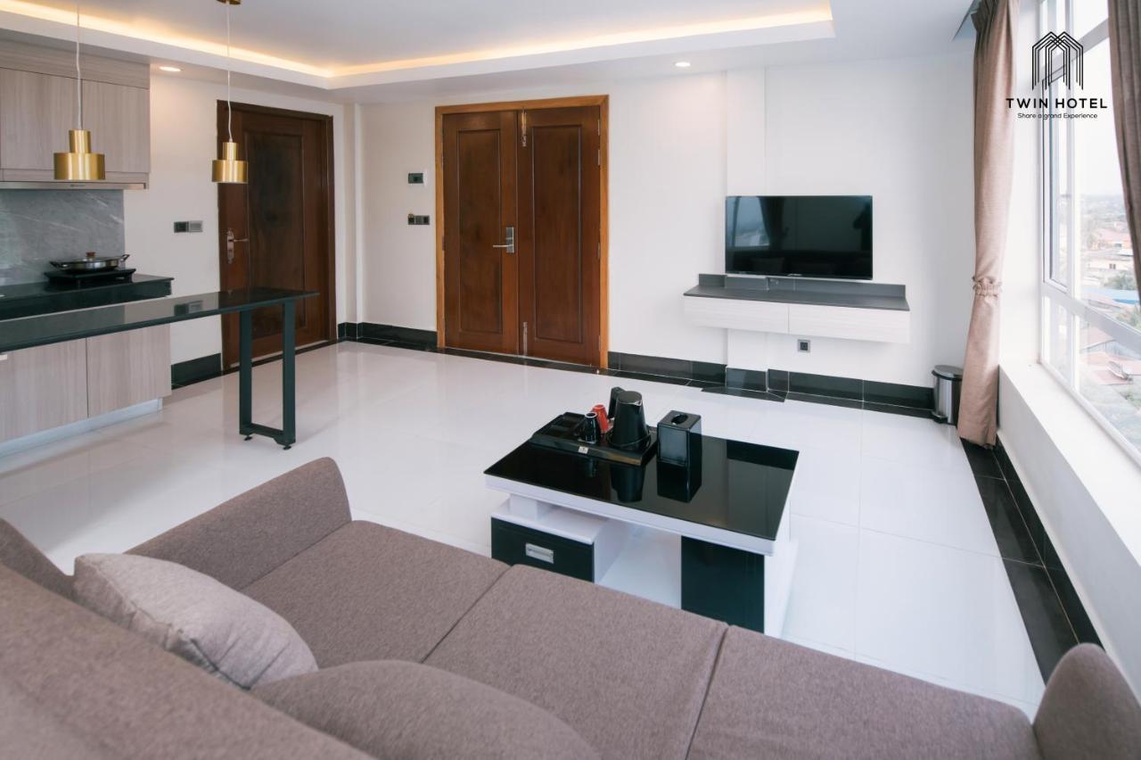 Twin Hotel Kampot Bagian luar foto