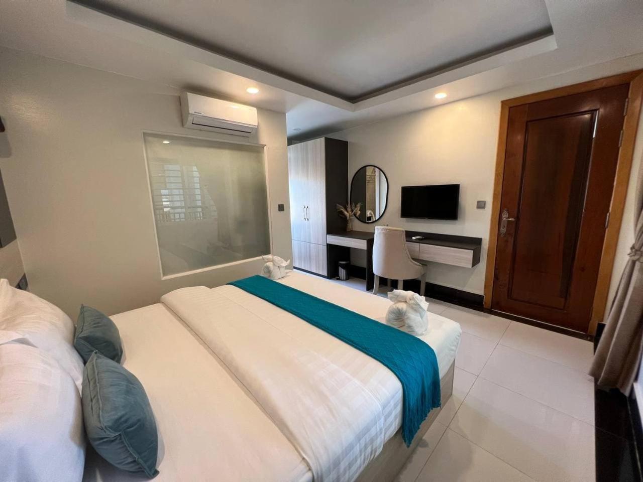 Twin Hotel Kampot Bagian luar foto