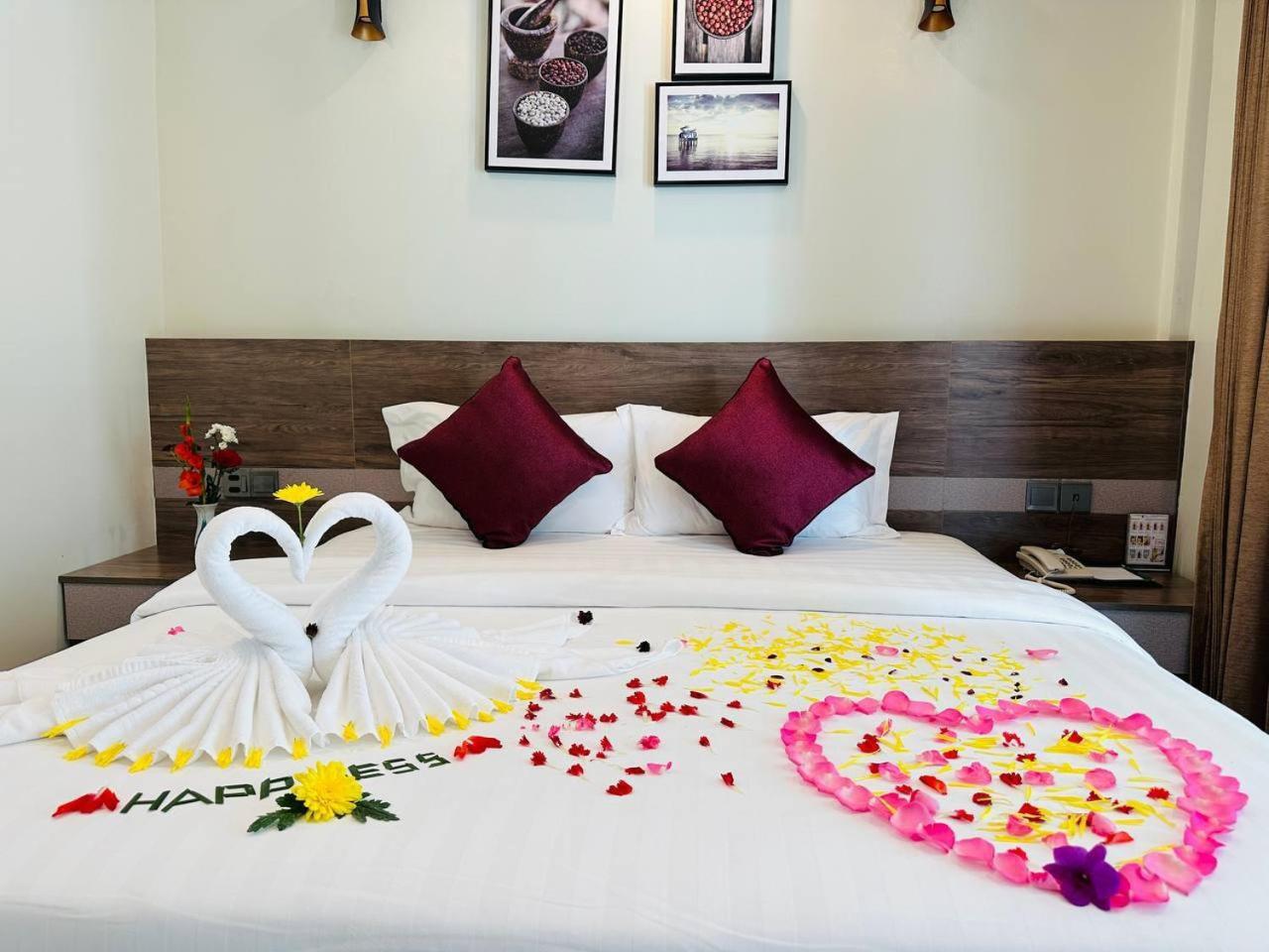 Twin Hotel Kampot Bagian luar foto