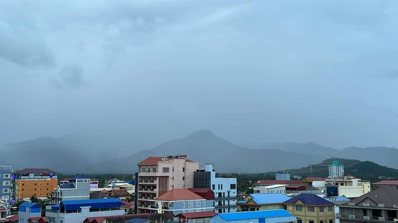 Twin Hotel Kampot Bagian luar foto